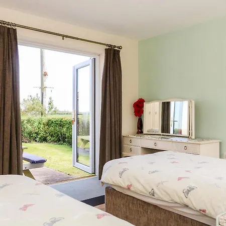 Feriehus 2 Pines Farm *